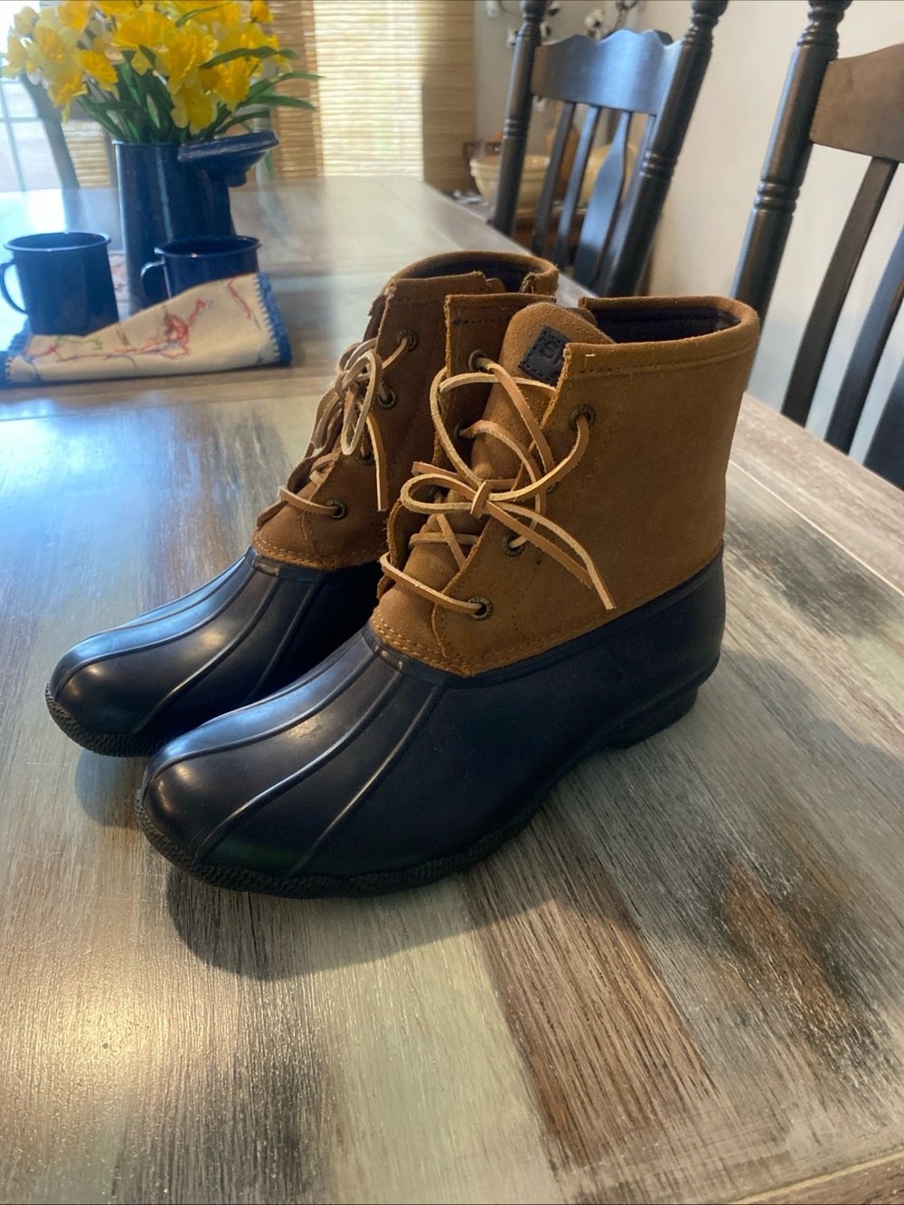 Sperry Waterproof Boots tan blue 8.5 zip up